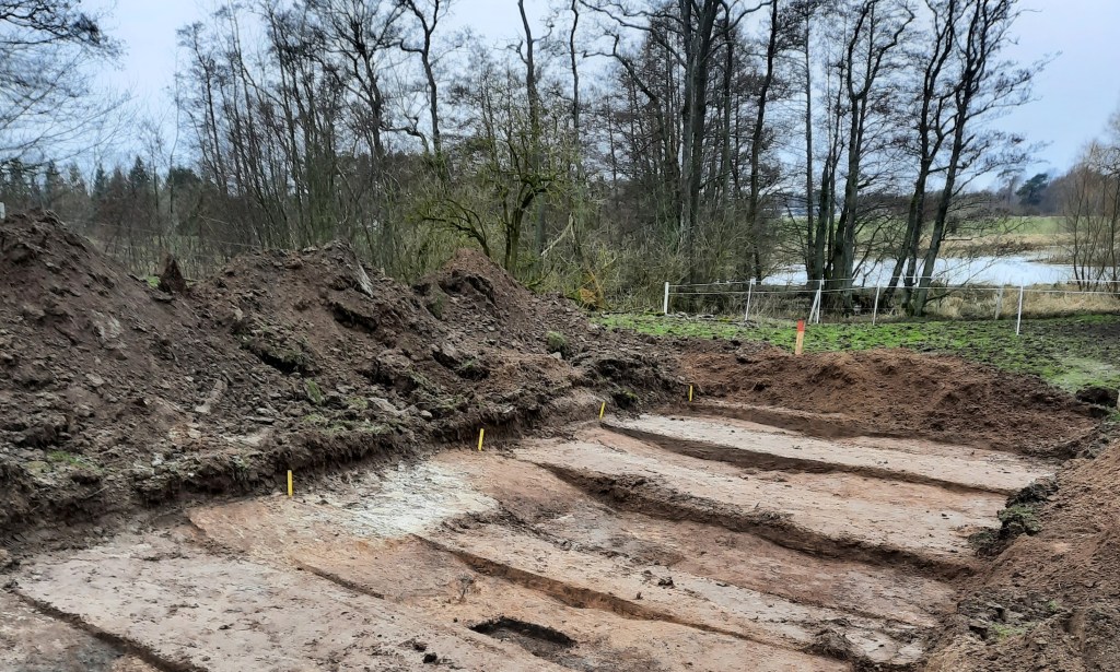 Från tre tider i&nbsp;Mellby